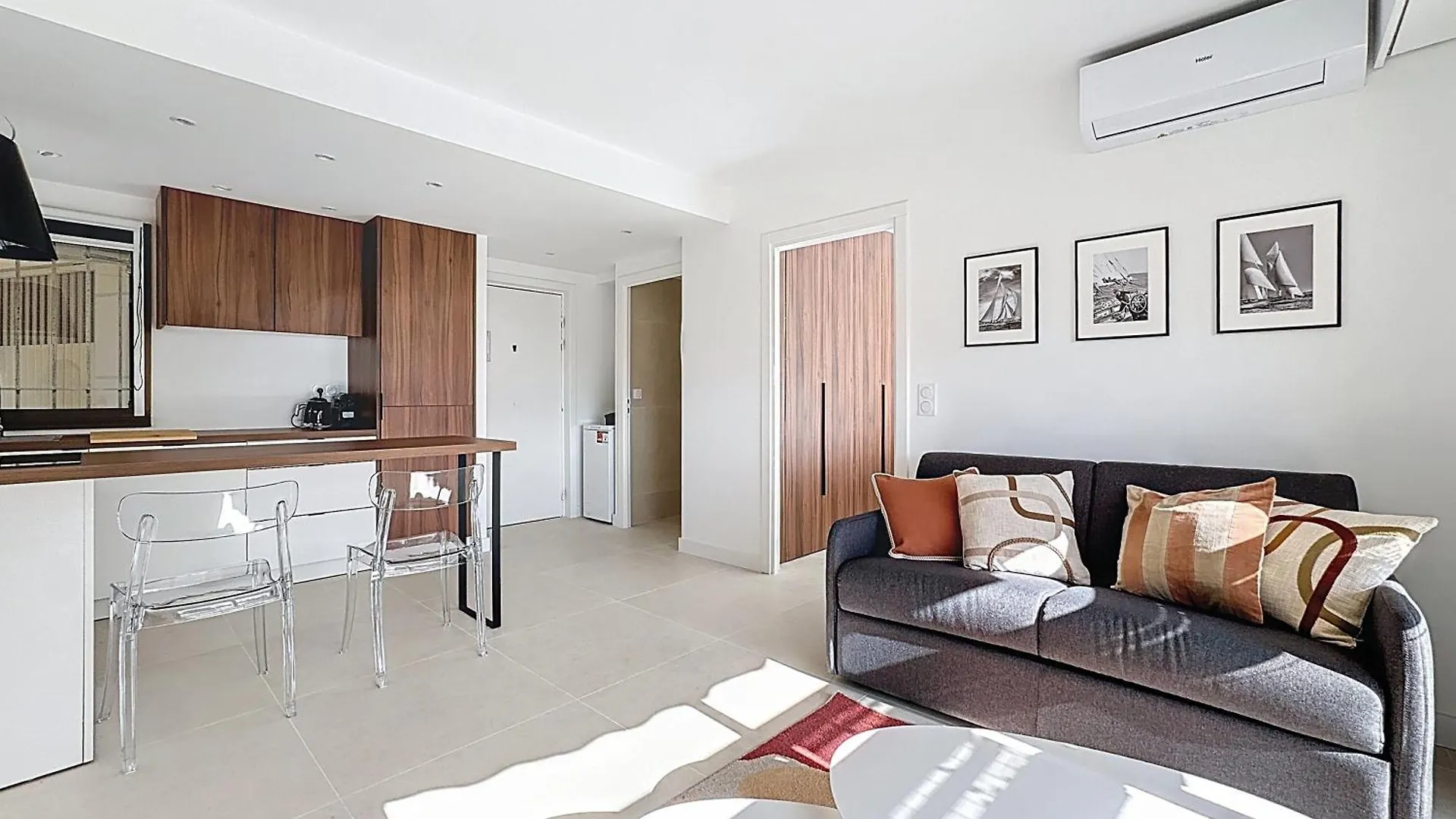 2 Pieces Vue Mer, Piscine, A 2 Pas Des Plages Cannes Apartment